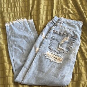 Levi’s Distressed